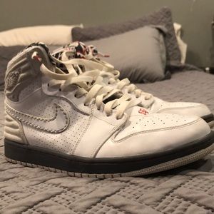 Jordan Retro 1 93 Bugs Bunny.